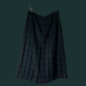 Foxley England Vintage Women’s Plaid Pleated Wrap Maxi skirt